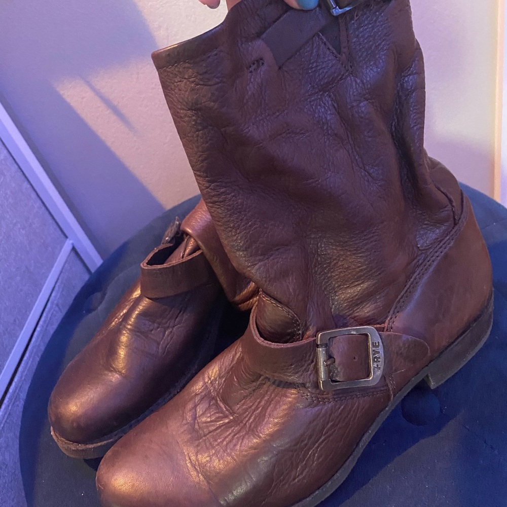 Frye Veronica Slouchy Brown Ankle Boots